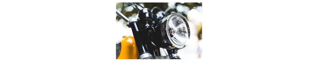 Sélection de phares moto par le Garage à Vue 